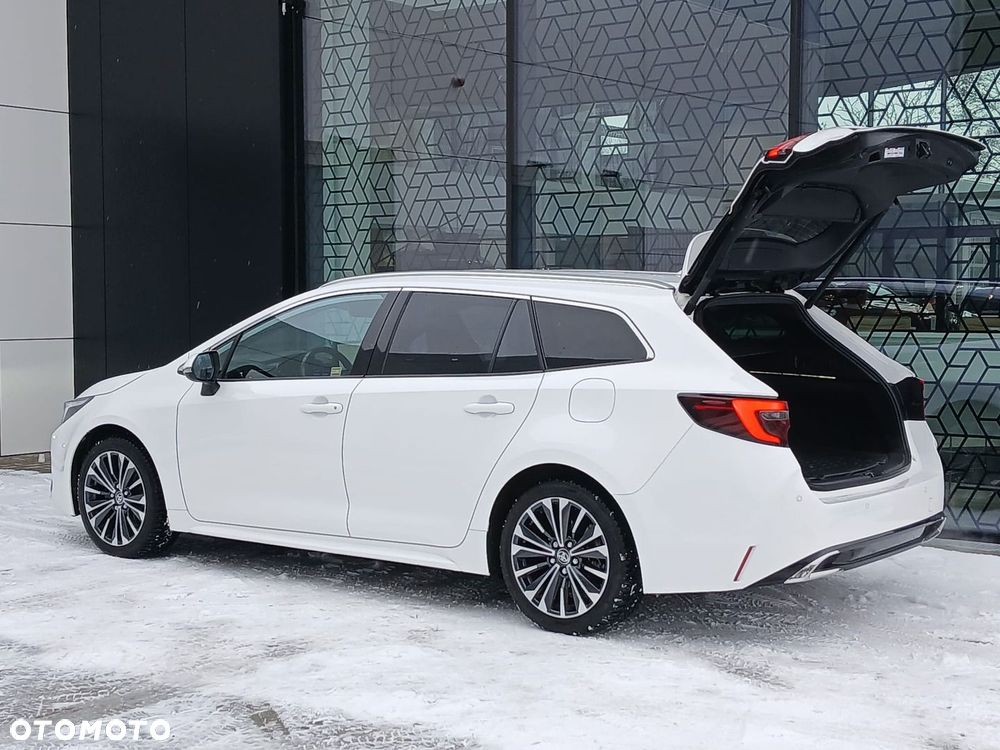 Toyota Corolla 1.8 Hybrid Style - 36