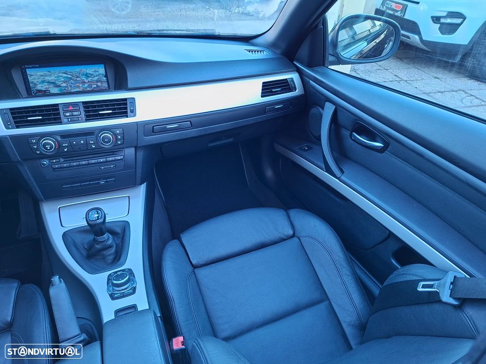 BMW 320 d M Sport Edition - 25