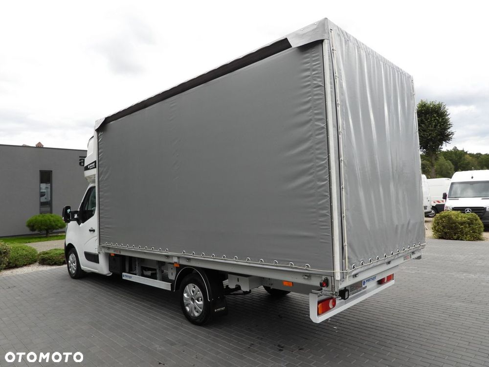 Renault MASTER PLANDEKA 10 PALET WEBASTO TEMPOMAT LEDY PNEUMATYKA KLIMATYZACJA  165KM - 11