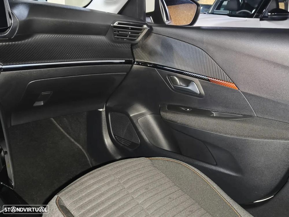 Peugeot e-208 50 kWh Active Pack - 21
