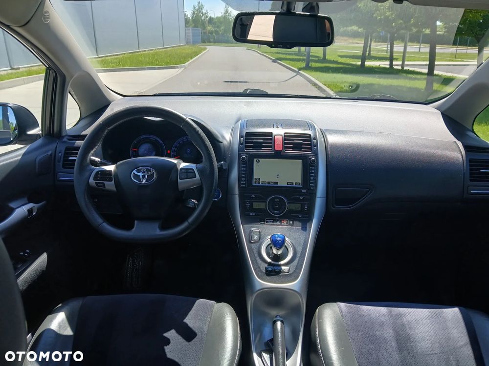 Toyota Auris - 15