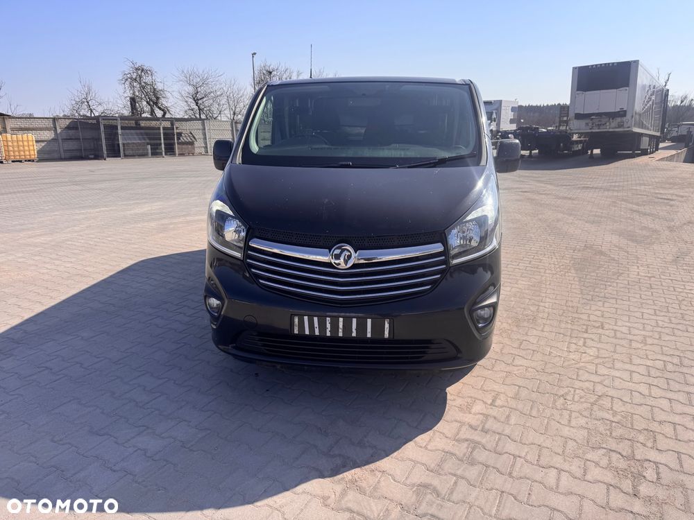 Opel Vivaro Trafic - 17