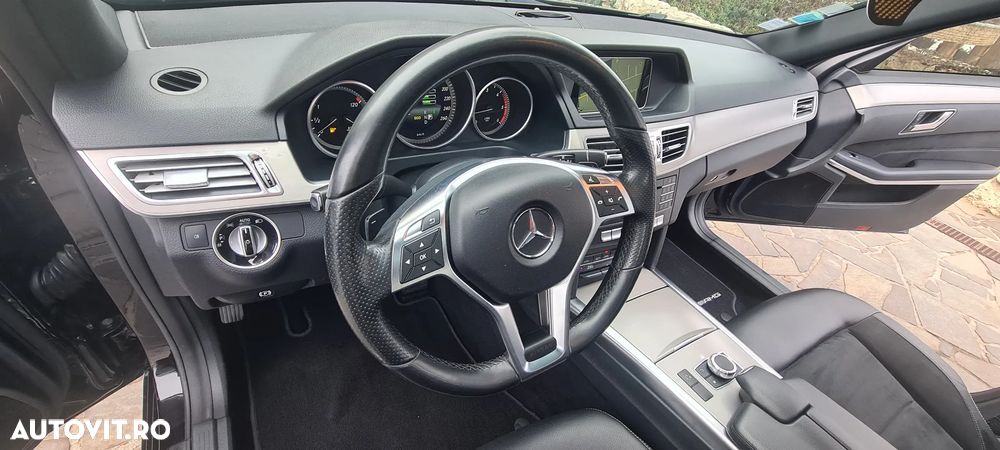 Mercedes-Benz E - 21