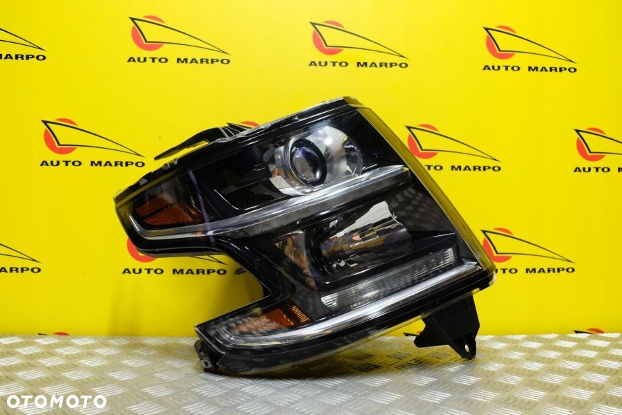 CHEVROLET TAHOE SUBURBAN 2015- REFLEKTOR LAMPA ZWYKŁA SOCZEWKOWA R USA - 2