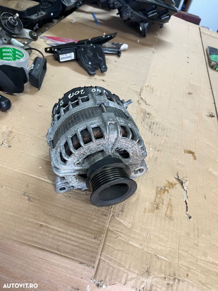 Alternator Volvo v40 2.0 diesel 2017 - 1