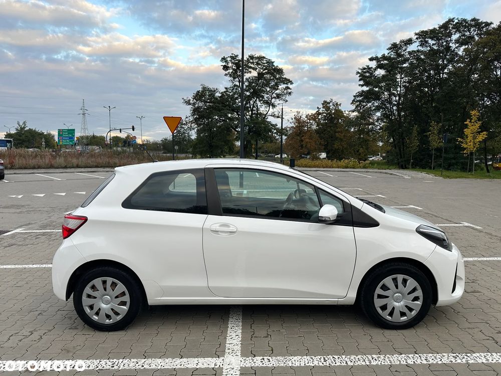Toyota Yaris - 4