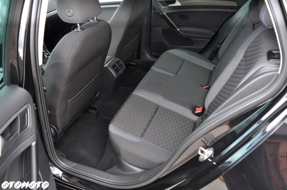 Volkswagen Golf 1.6 TDI Join - 26