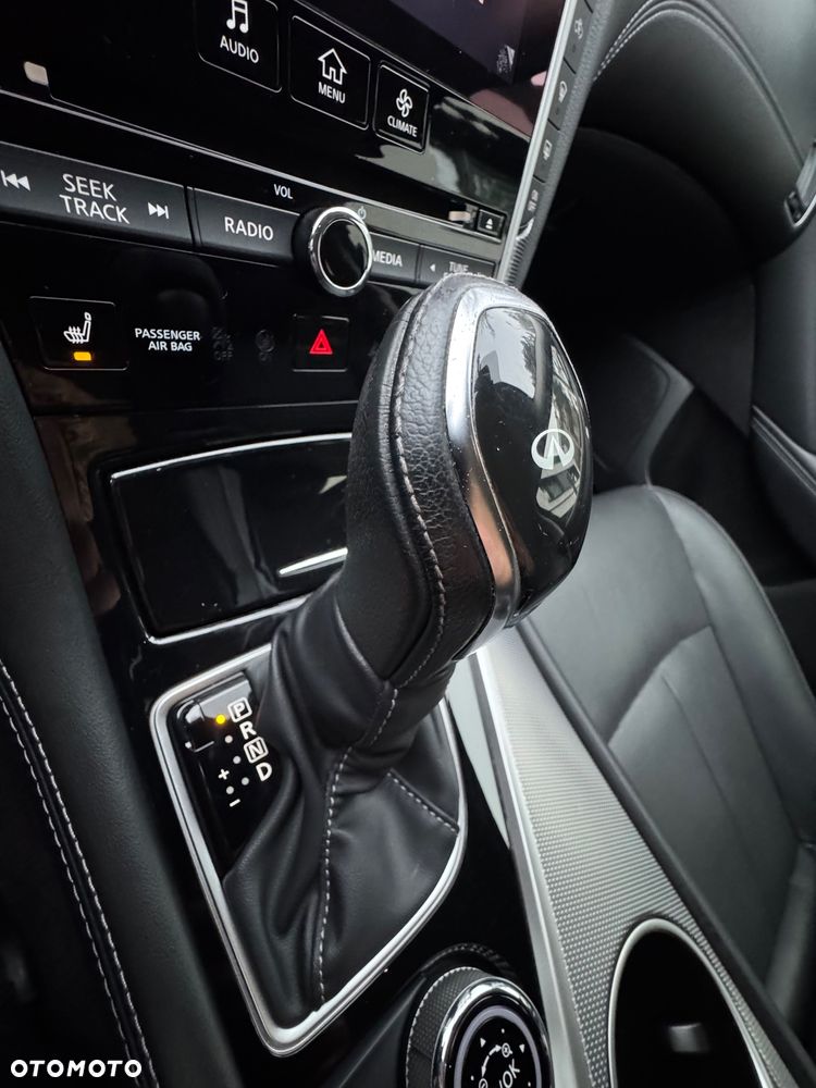 Infiniti Q50 2.0t Premium - 15