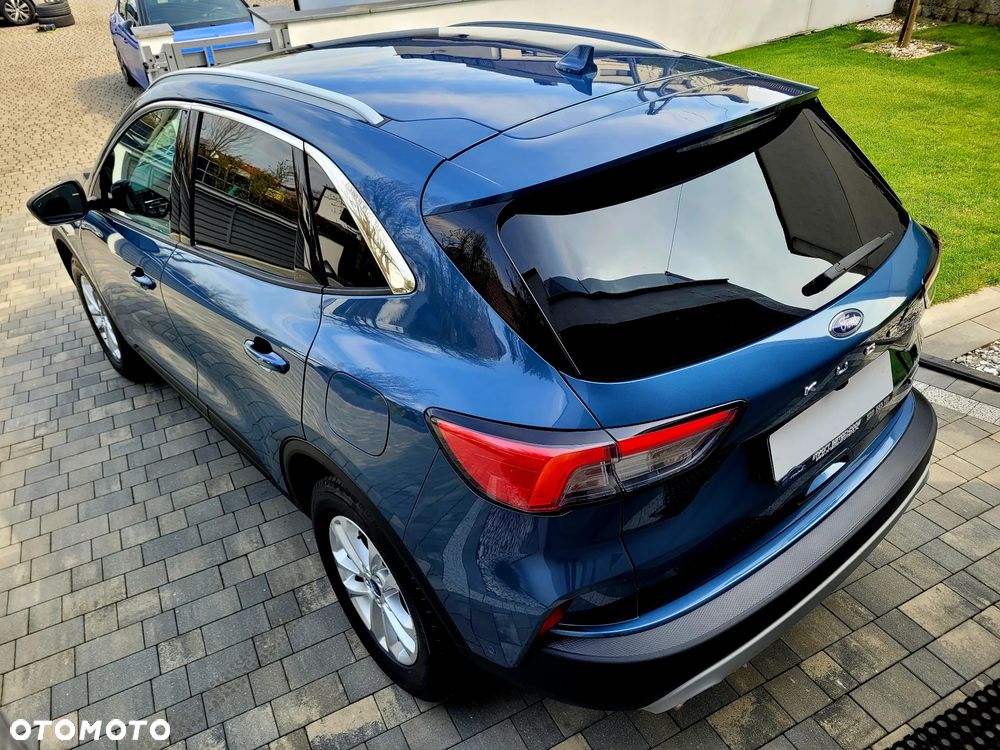 Ford Kuga - 11