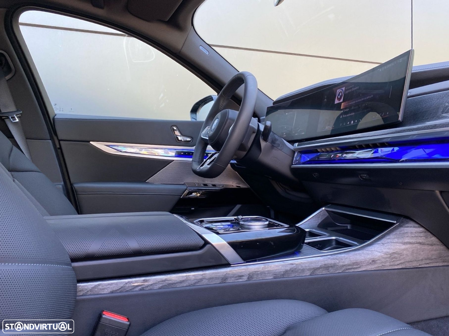 BMW i7 eDrive50 Pack Desportivo M Pro - 18