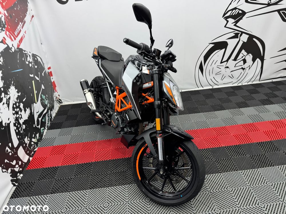 KTM Duke - 33