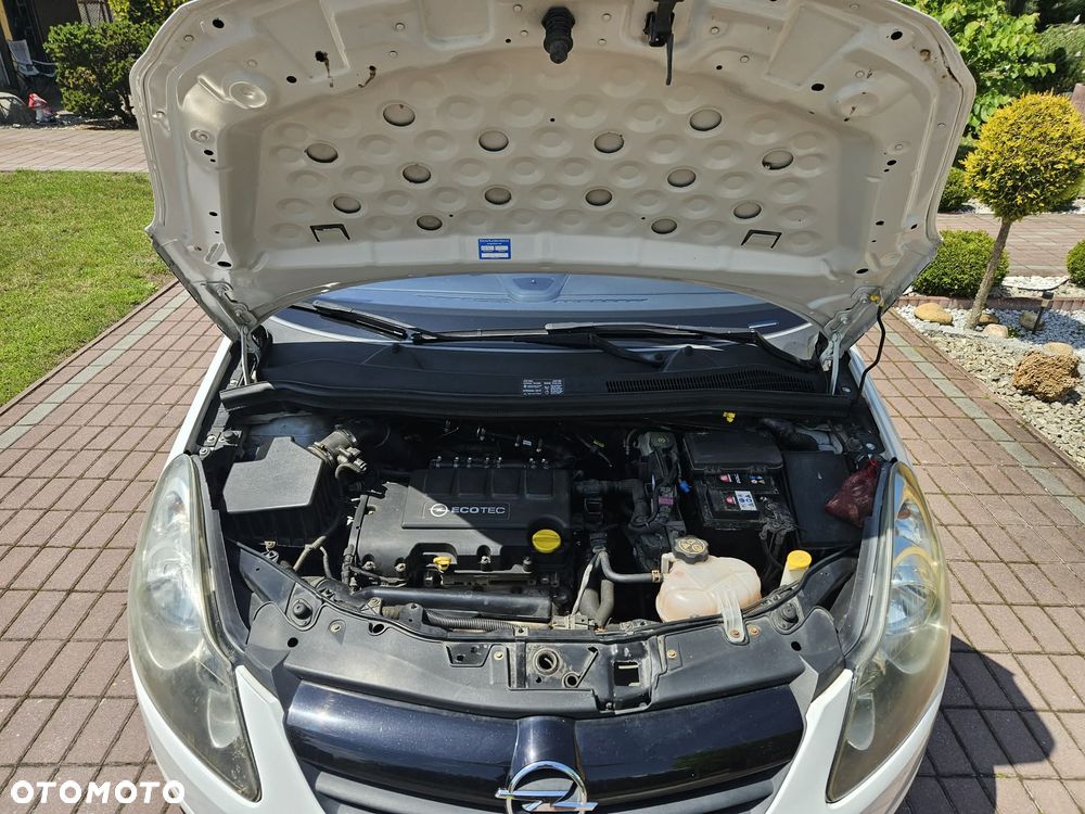 Opel Corsa 1.4 16V Enjoy - 5