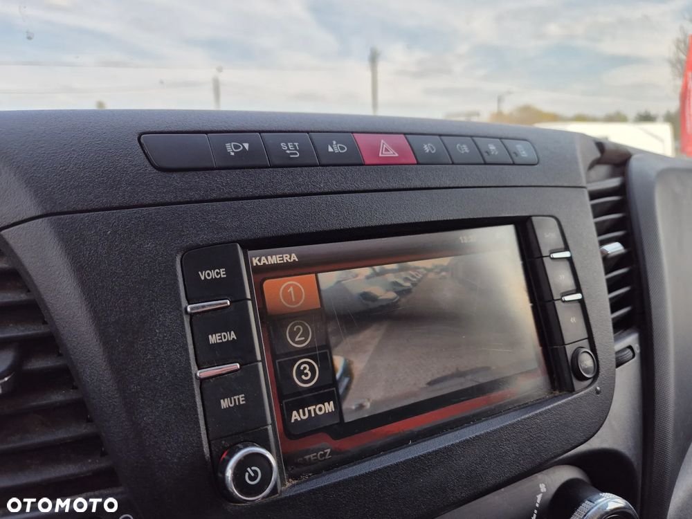 Iveco Daily 35C21 Hi-Matic 3.0HPT, blaszak L3H2, klimatyzacja, tempomat - 8