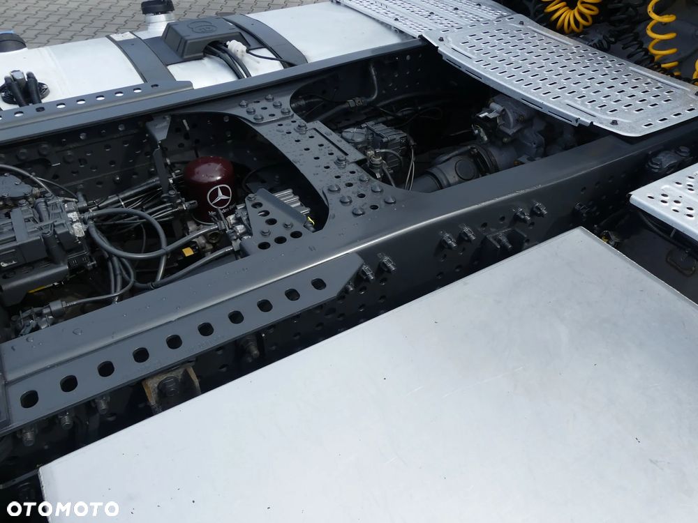 Mercedes-Benz ACTROS 1842 / EURO 6 / LOW DECK / AUTOMAT / NOWE SPRZĘGŁO / - 17