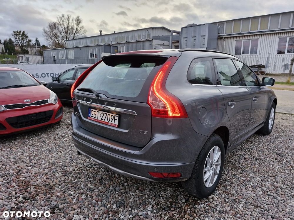 Volvo XC 60 D3 Momentum - 3