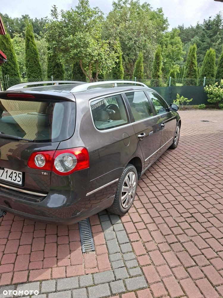 Volkswagen Passat 1.8 TSI Highline - 5