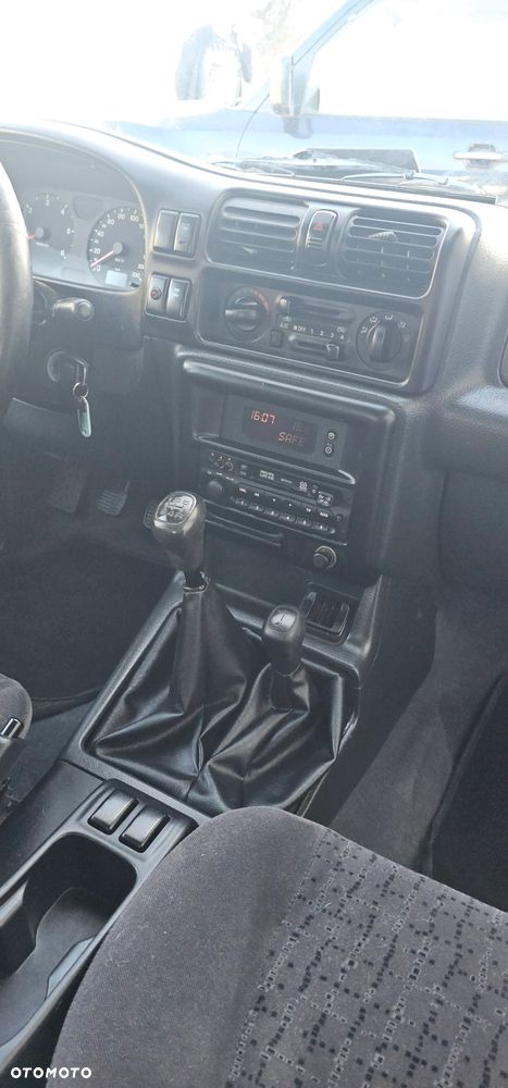 Opel Frontera - 8
