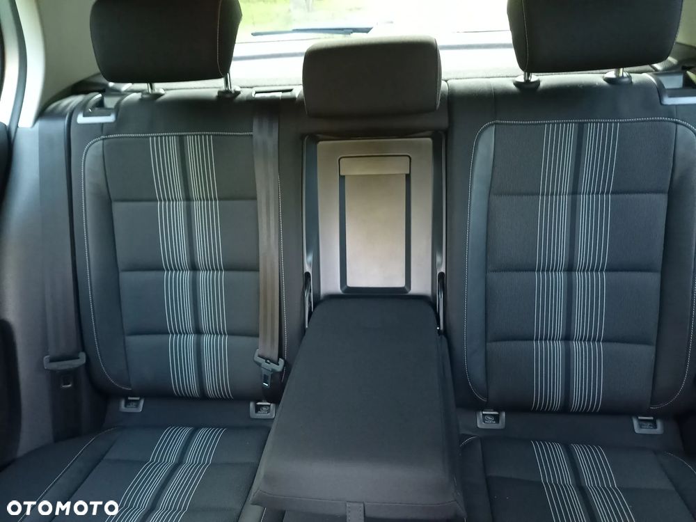 Volkswagen Golf 1.6 TDI DPF Trendline - 20