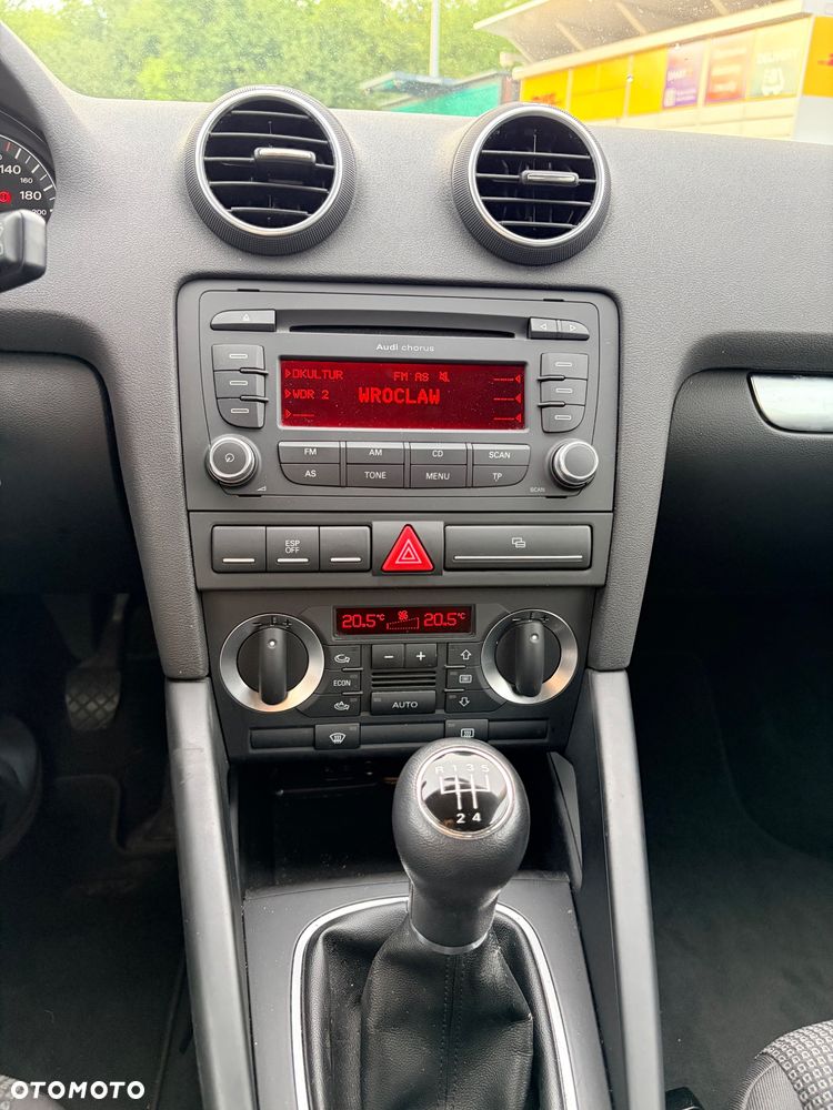 Toyota Corolla - 23