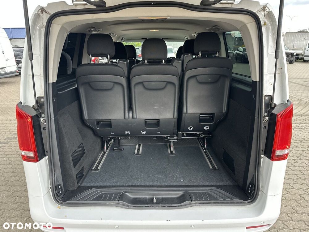 Mercedes-Benz Vito Tourer - 23