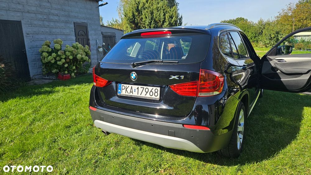 BMW X1 sDrive18i - 9