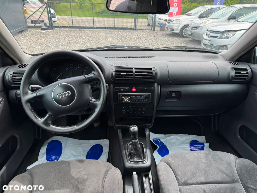 Audi A3 Sportback 1.9 TDI Ambiente - 8