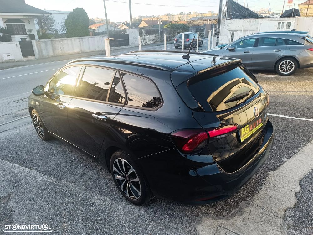 Fiat Tipo Station Wagon 1.3 M-Jet Lounge Tech - 2