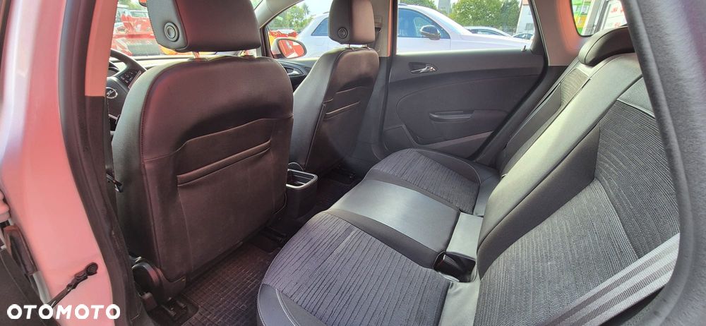 Opel Astra - 9