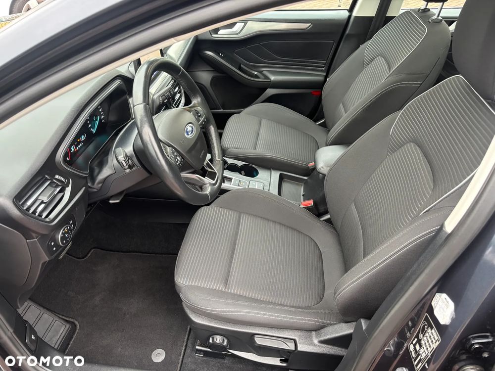 Ford Focus 1.5 EcoBoost Titanium - 13