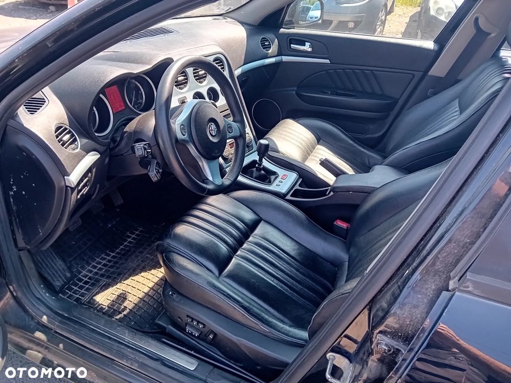 *ALFA ROMEO 159* Samochód na części - 3