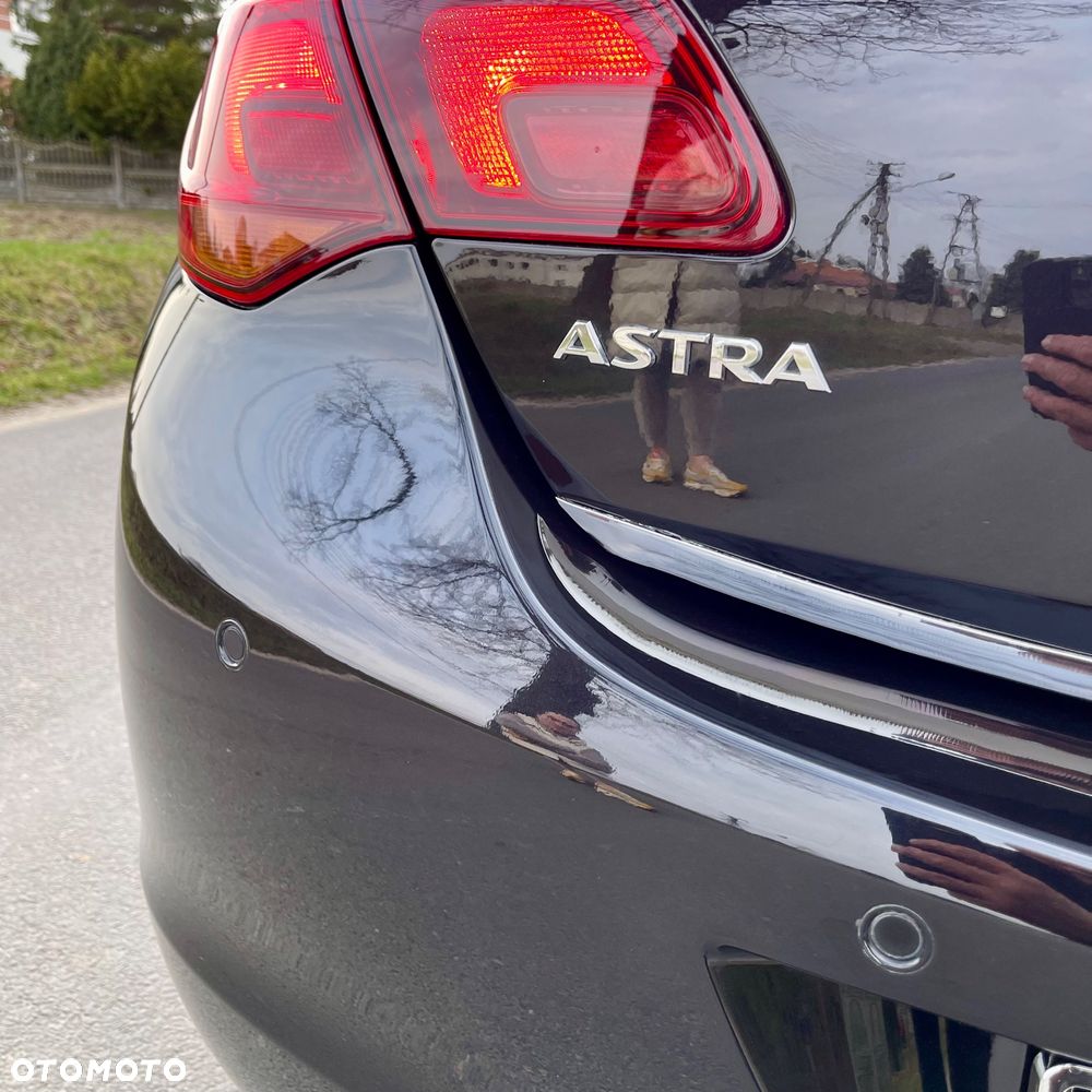 Opel Astra 1.4 Turbo Exklusiv - 31
