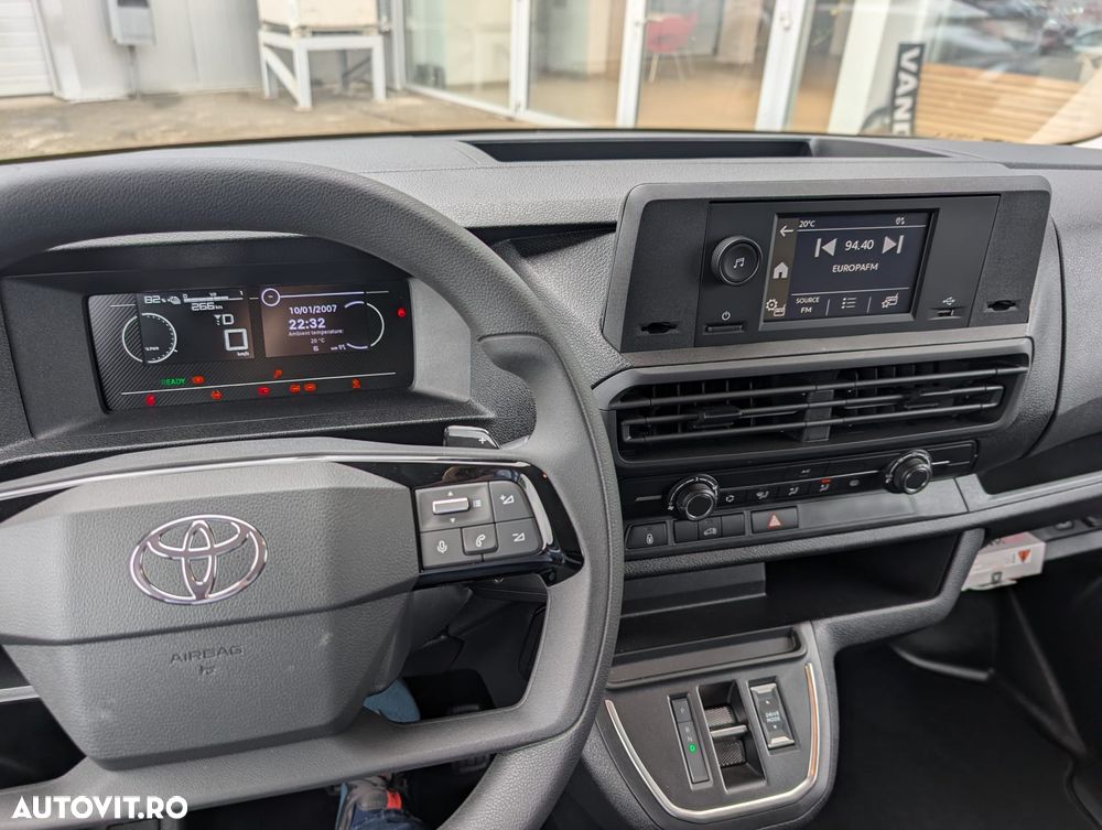 Toyota PROACE Van L2H1 Electr 136CP - 16