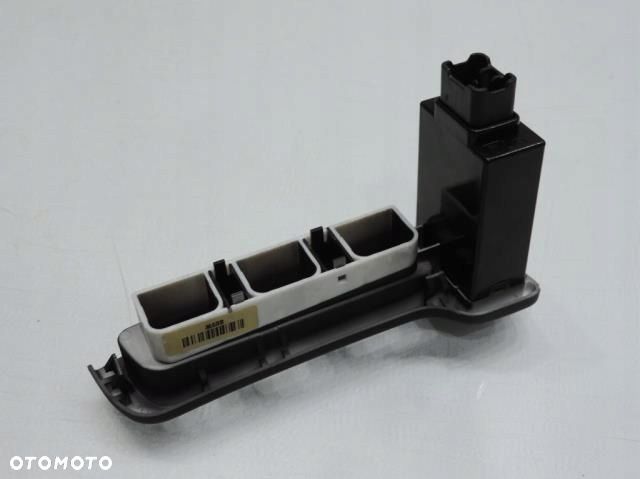 PRZEŁĄCZNIK REGULACJI ŚWIATEŁ KIA CARENS III - 6