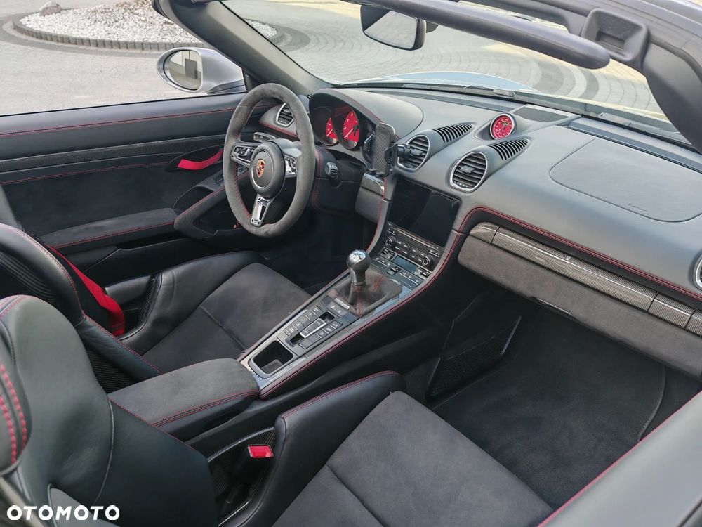 Porsche 718 Spyder Spyder - 22
