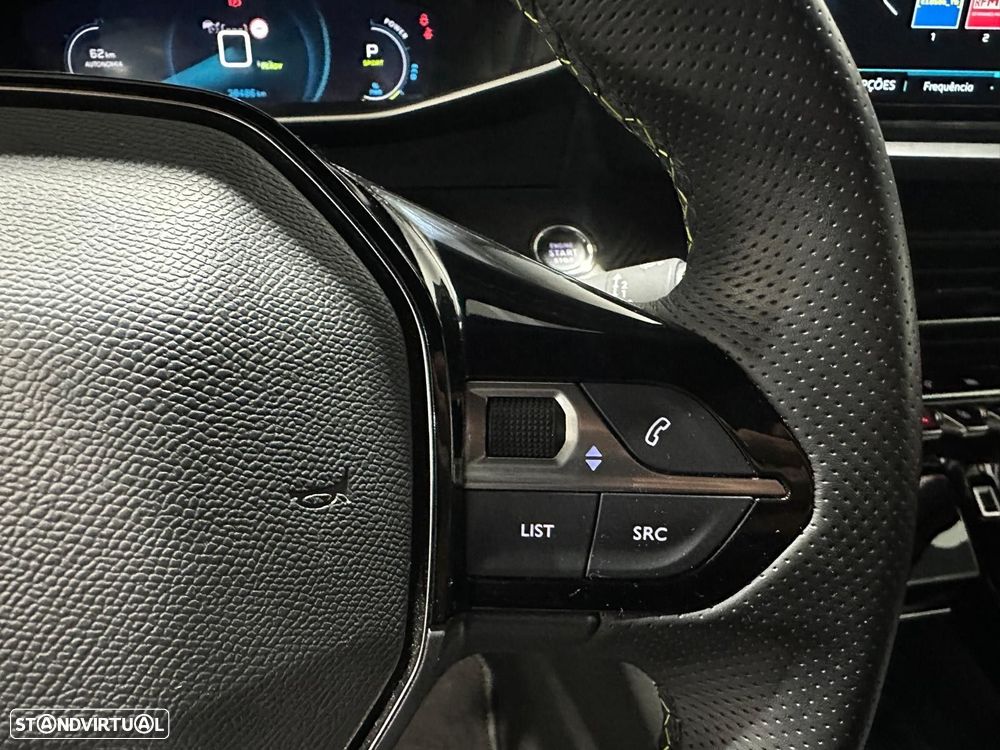 Peugeot e-2008 50 kWh GT - 43