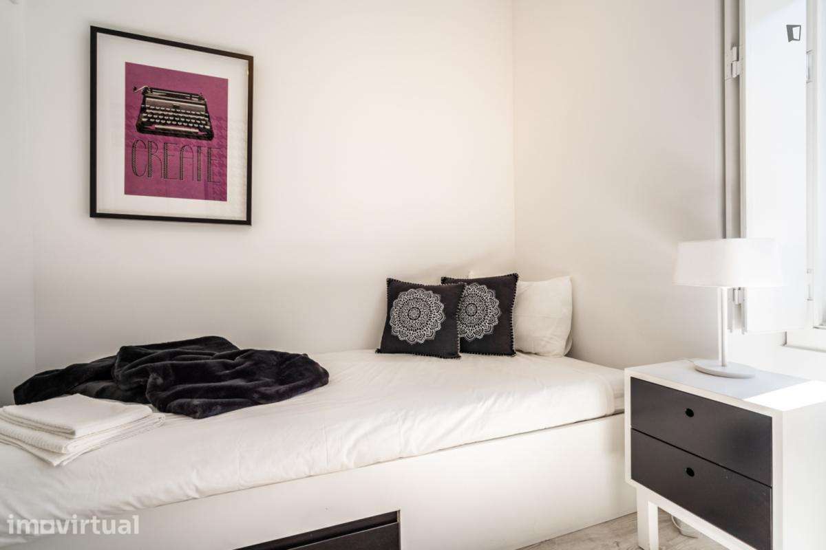 Quarto - localizado em Campolide Lisbon - Grande imagem: 3/21