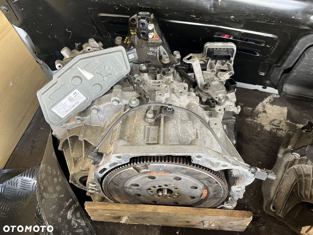 Skrzynia biegów Kia Ceed III LIFT 1.5 T-GDI BE37 - 1