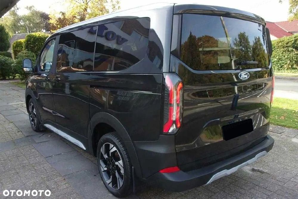 Ford Tourneo Custom - 7