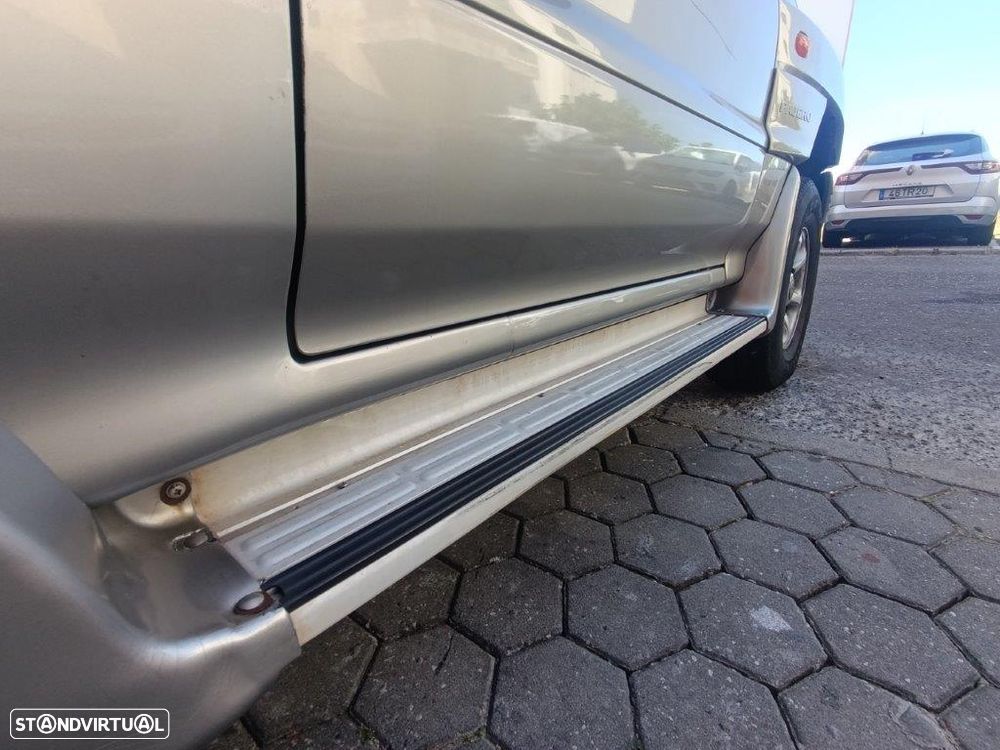 Mitsubishi Pajero 2.8 TD GLS - 12