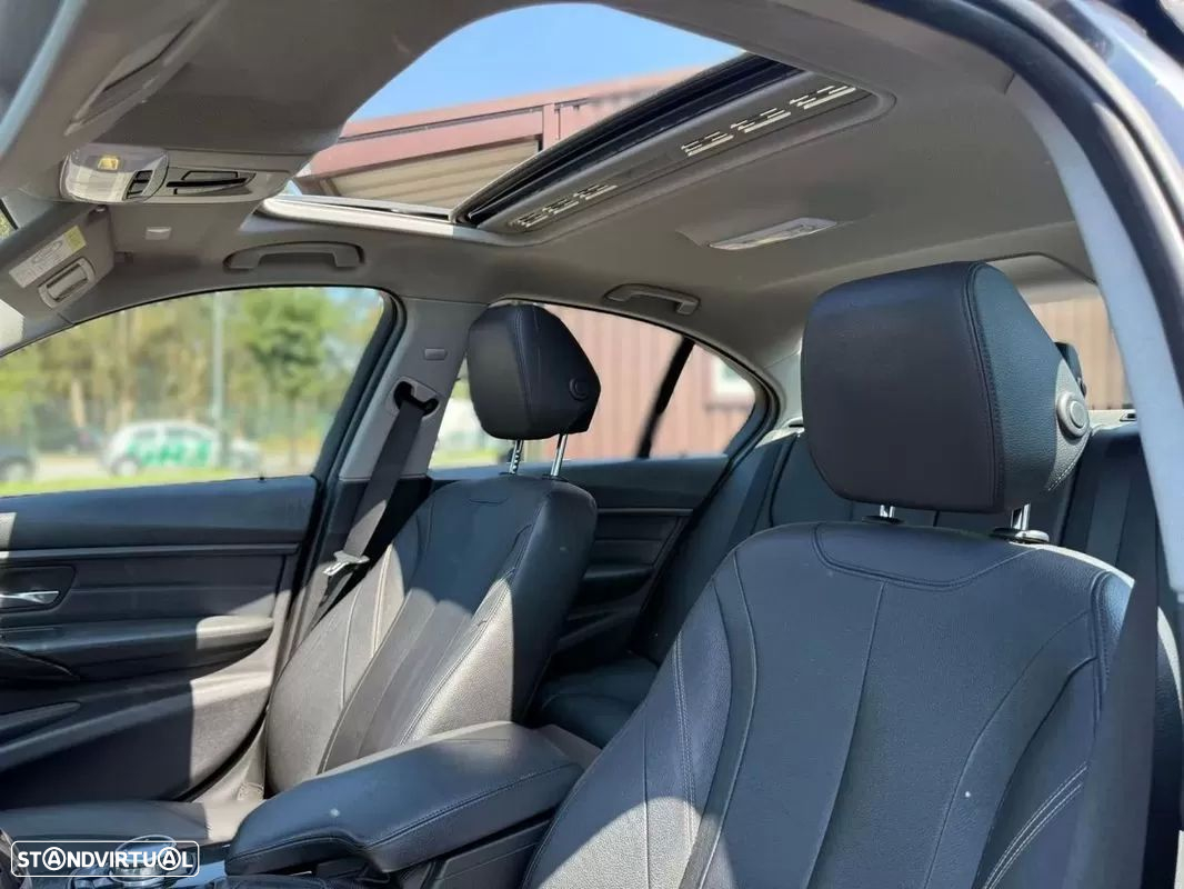 BMW 318 d Aut. Luxury Line - 13