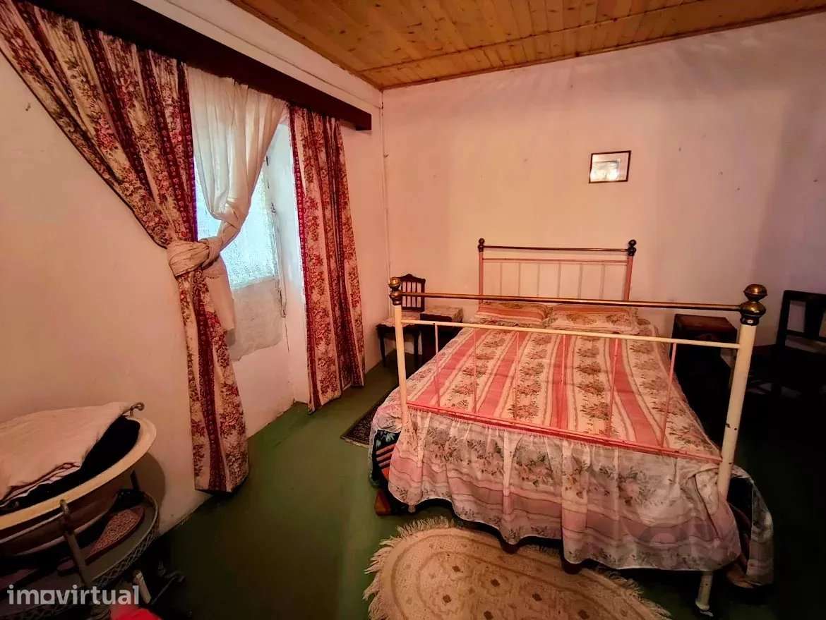 Casa tradicional de 8 assoalhadas na Comenda, 243 m² - Grande imagem: 5/19