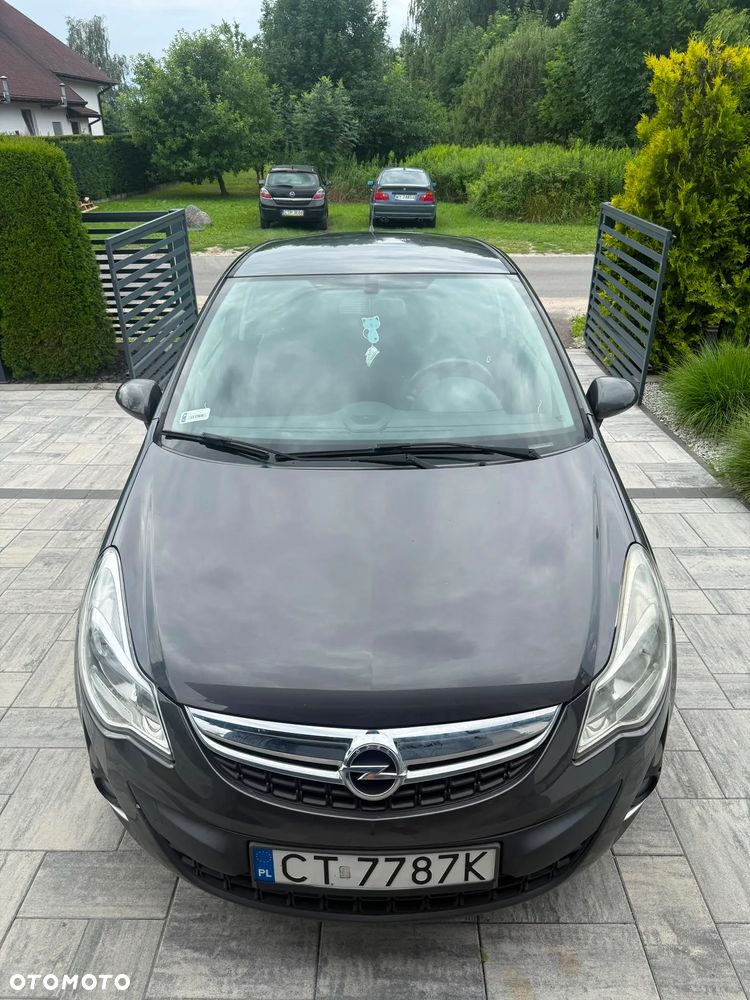 Opel Corsa 1.2 16V Cosmo - 2