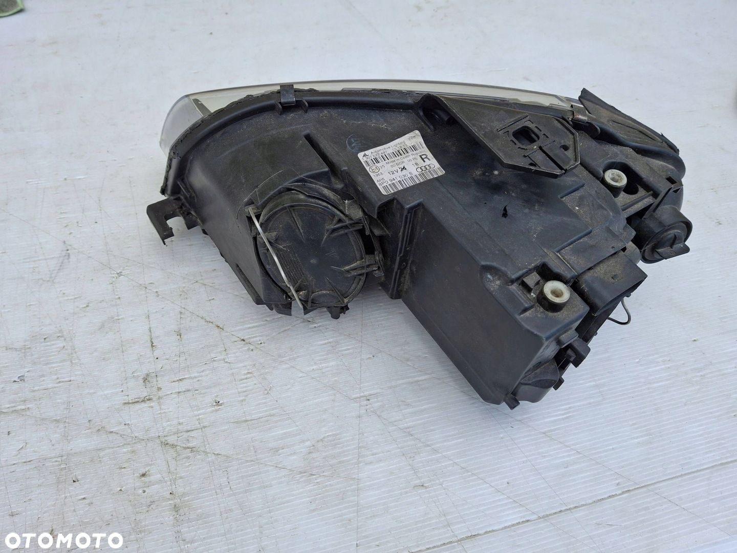 Audi A3 S3 8P LIFT LAMPA PRAWA PRZÓD BIXENON 8P0941030S - 5