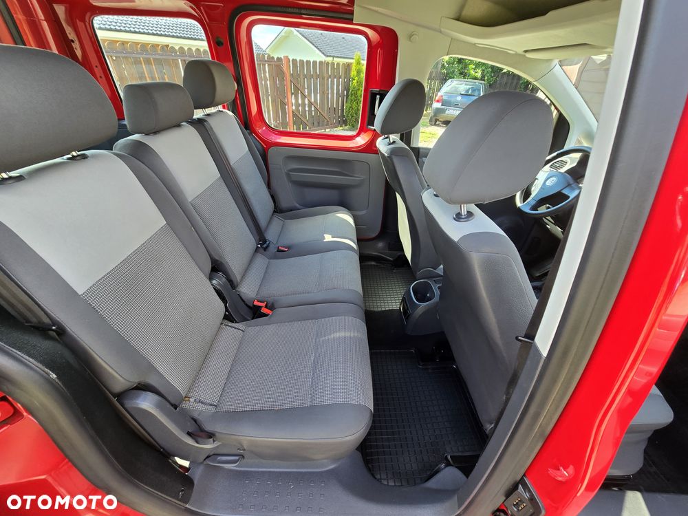 Volkswagen Caddy Life - 13