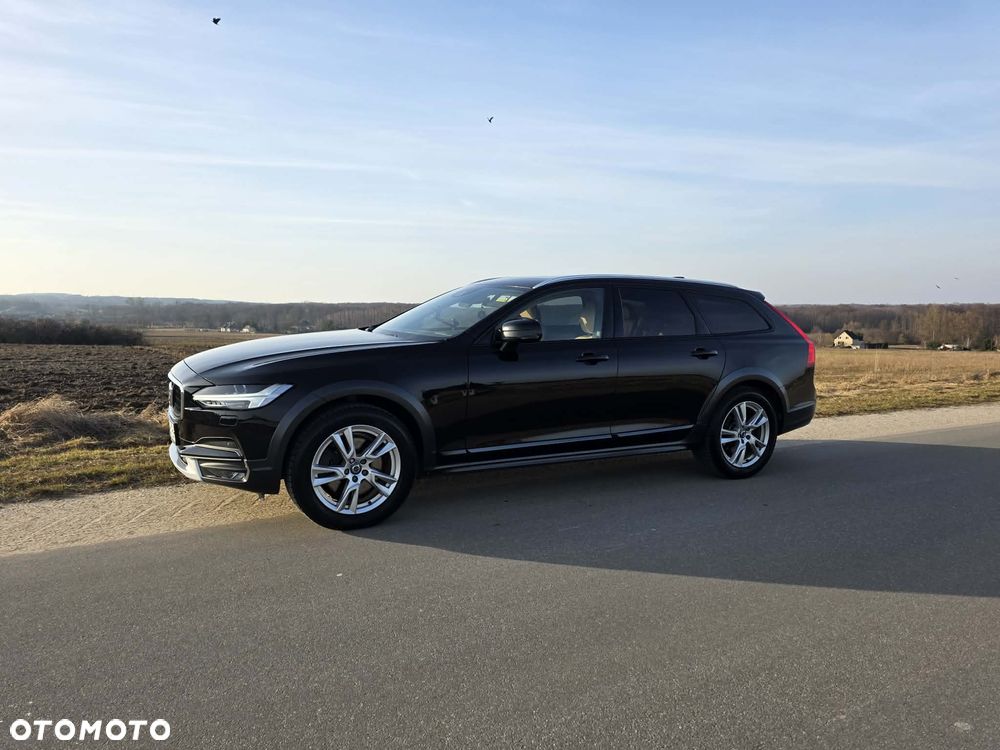 Volvo V90 Cross Country T6 AWD - 10