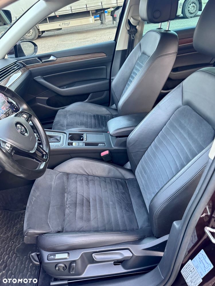 Volkswagen Passat - 18