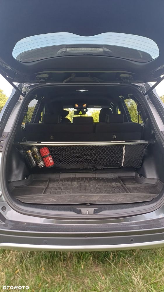 Toyota RAV4 Hybrid Style 4x2 - 17