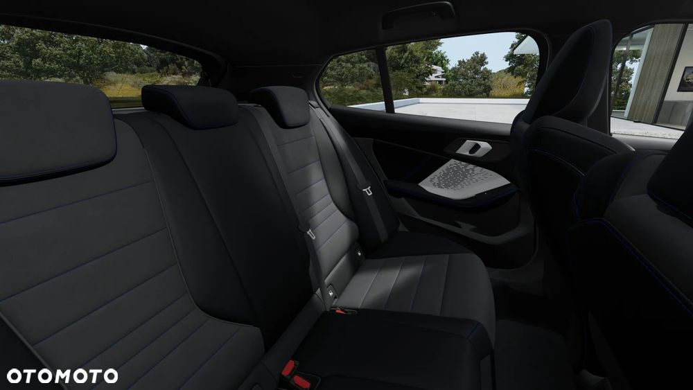 BMW Seria 1 120i - 12