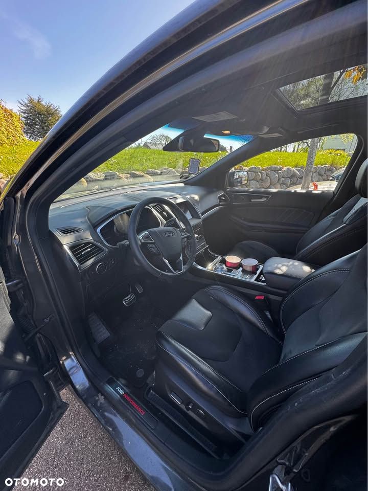 Ford Edge - 5