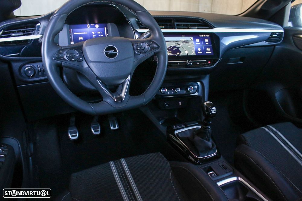 Opel Corsa 1.2 T GS Line - 30